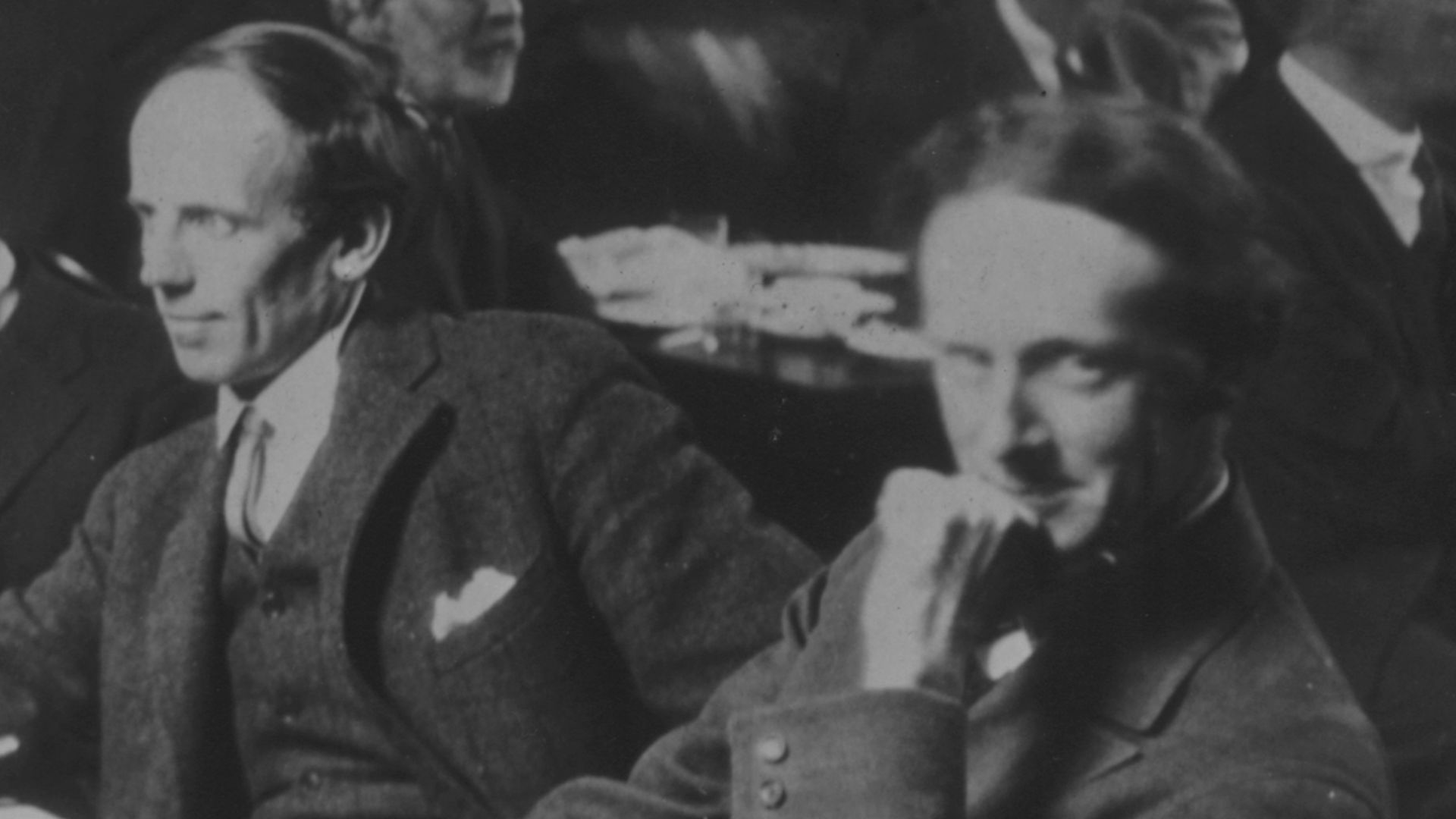 File:Photograph of Group of Seven taken at a luncheon, Arts and Letters Club, Toronto (I0007864).jpg