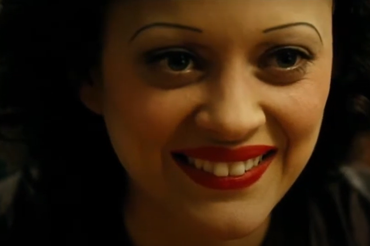 Screenshot of the movie La Vie En Rose