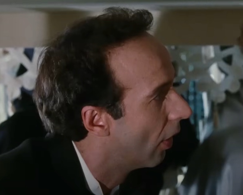 A visually captivating still taken from a pivotal moment in the film Life Is Beautiful (1997)