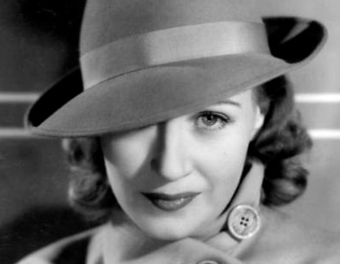 Grayscale Portrait Photo of American film and stage actress Ona Munson