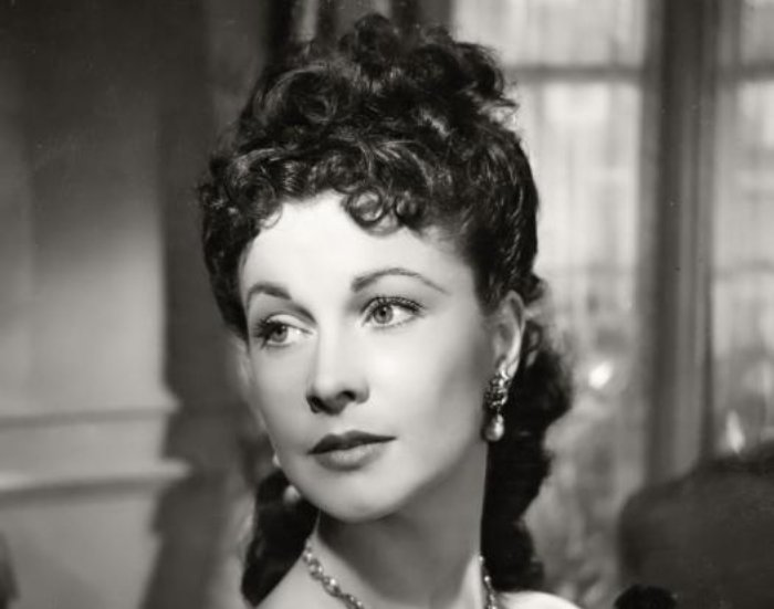 Grayscale Portrait Photo of Vivien Leigh as Anna Karenina in 