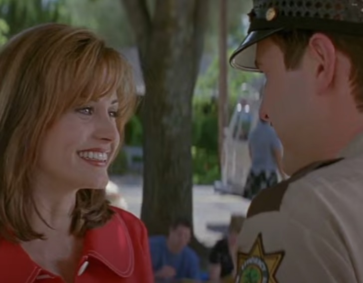 A visually captivating still taken from a pivotal moment in the film Scream (1996)