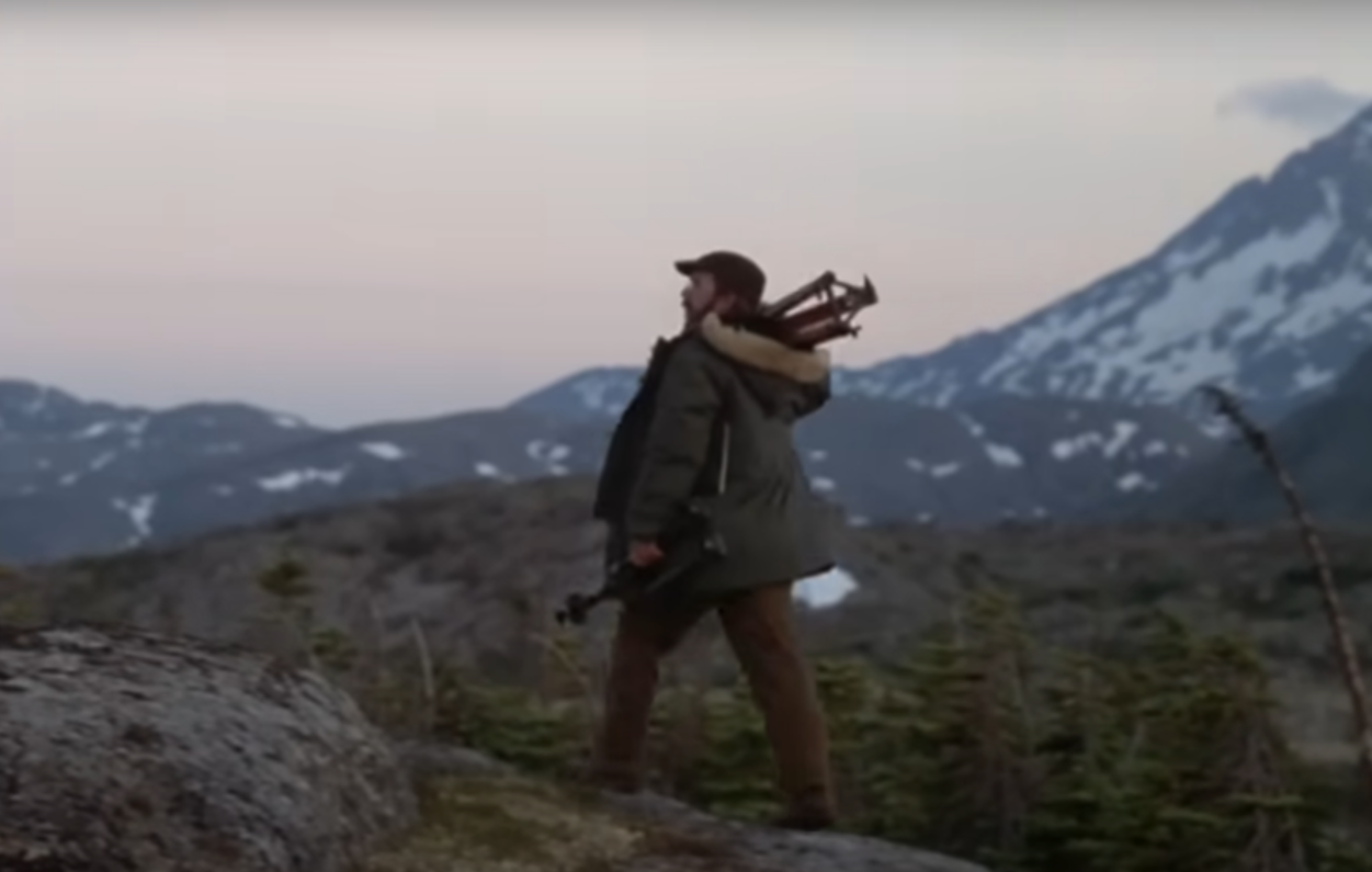 Screenshot of the movie Never Cry Wolf