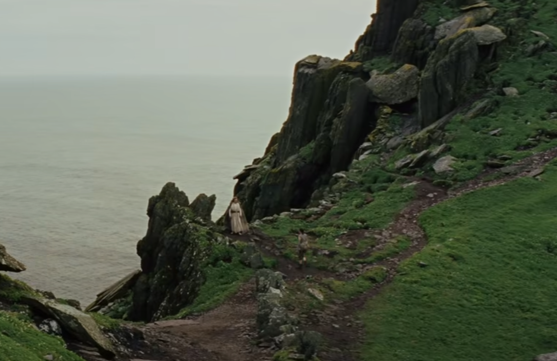 Screenshot of the movie Star Wars: Episode VIII - The Last Jedi