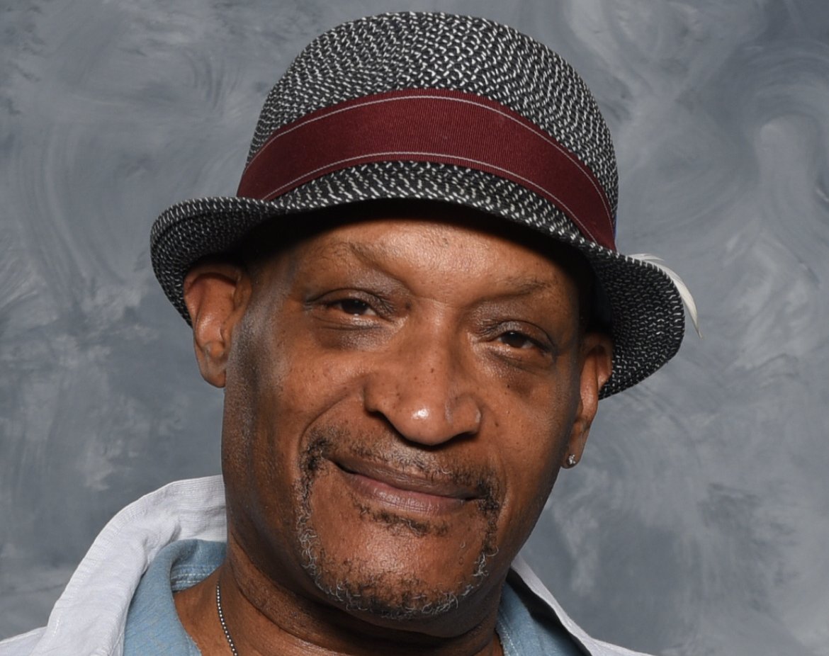 Portrait Photo of American actorTony Todd at the Florida Supercon in 2017