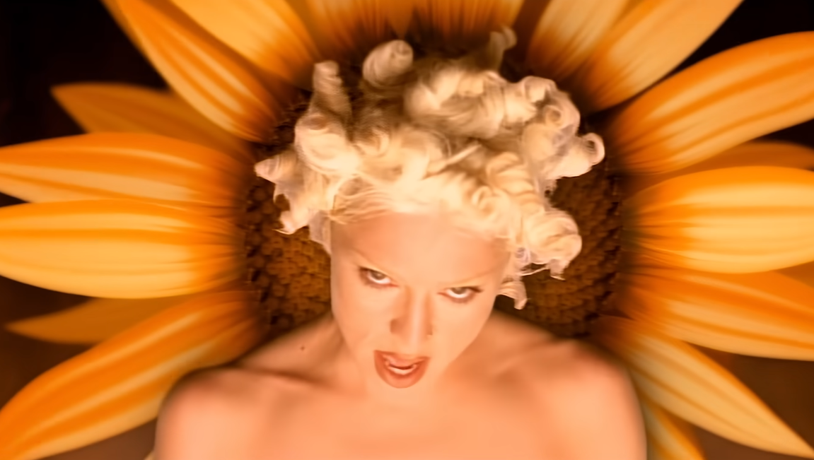 Screenshot from Madonna - Bedtime Story (Official Video) [HD]
