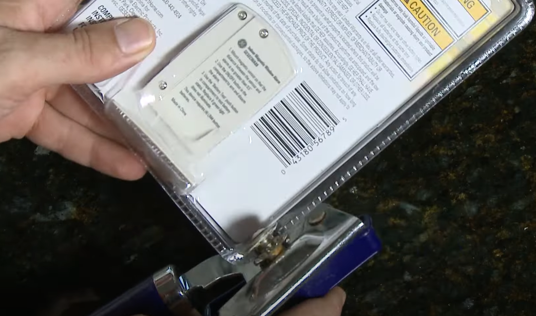 opening plastic packaging