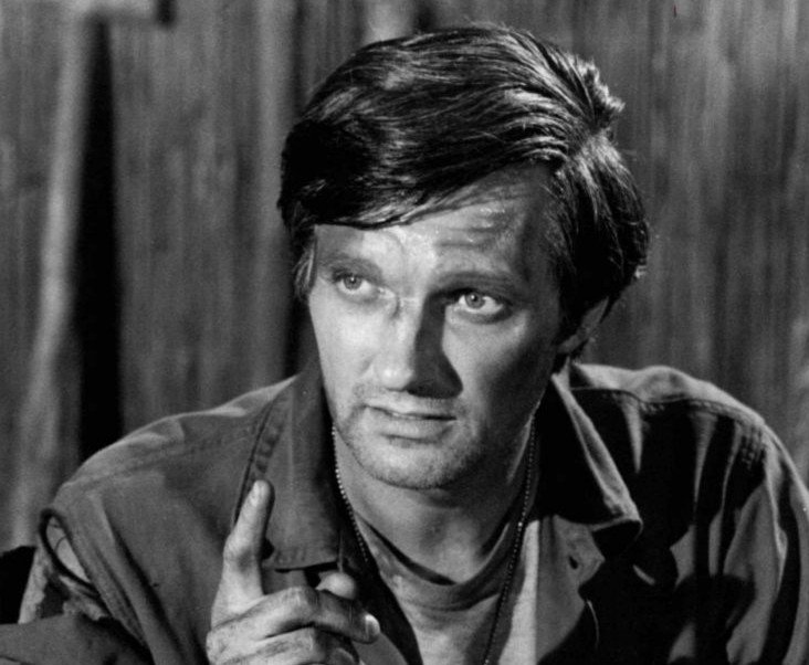 Alan Alda Hawkeye Mash