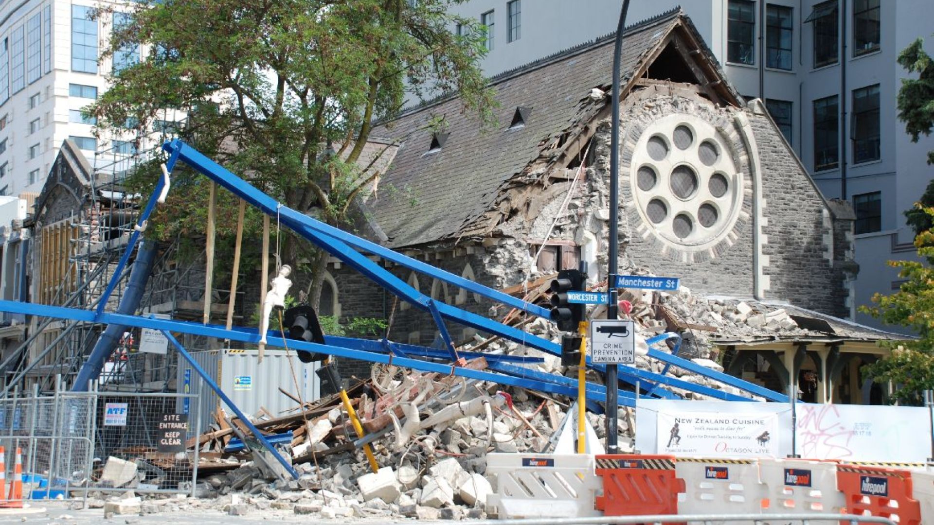 File:Christchurch Earthquake 220211.jpg