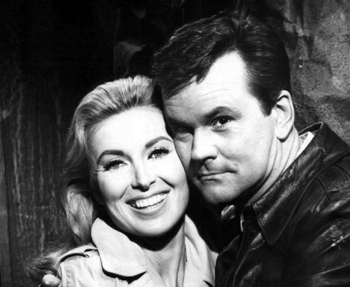 Bob Crane Elisa Ingram Hogan's Heroes 1967