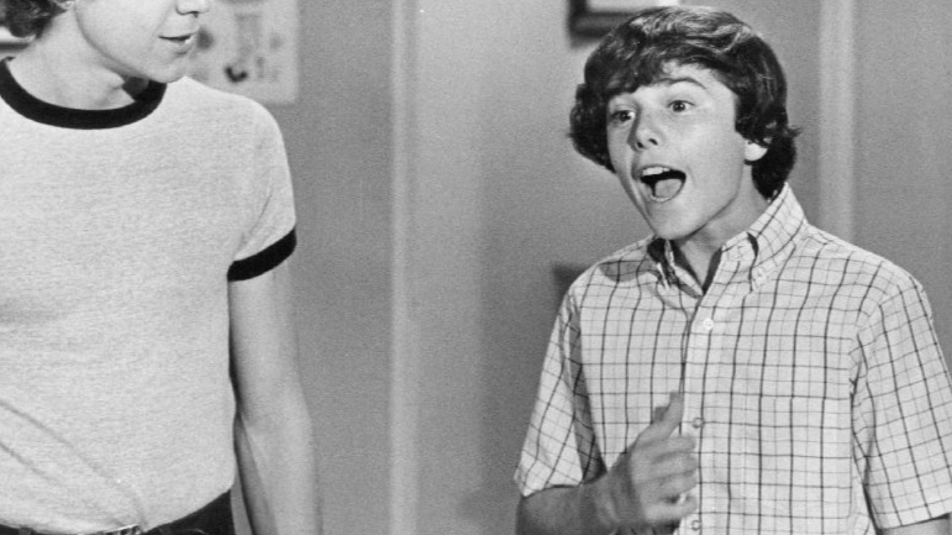 File:The Brady Bunch Barry Williams Christopher Knight 1972.jpg