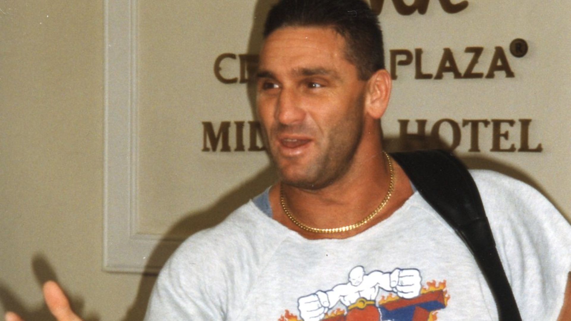 File:WWE - Manchester 040498 (5).jpg