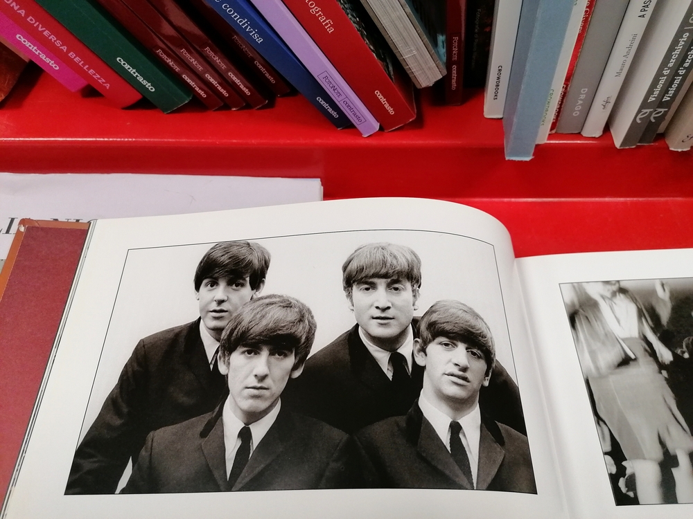 The Bealtes photo in a bookstore