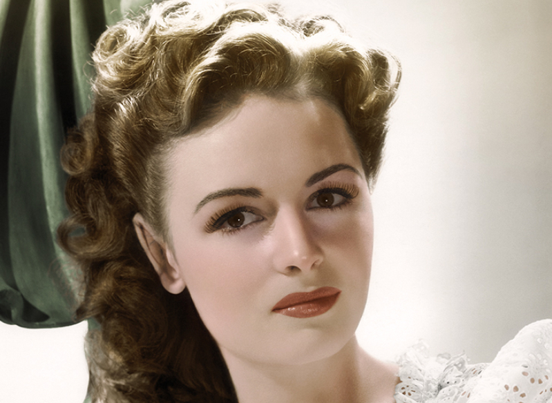 Donna Reed in white dress