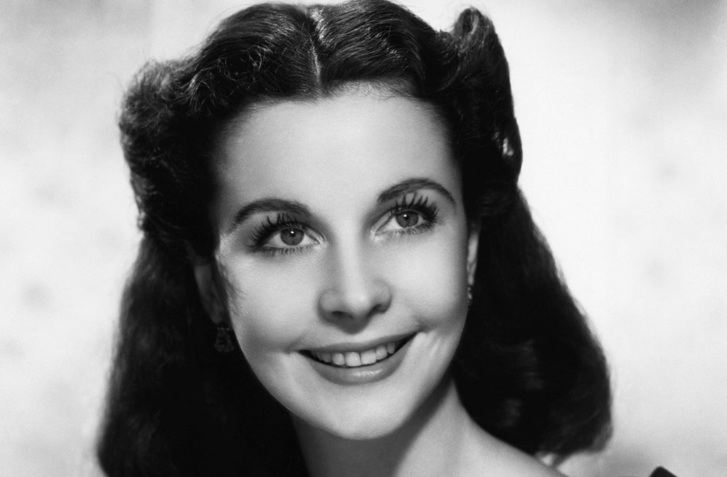 Grayscale Portrait Photo of actress Vivien Leigh as Scarlet O'Hara