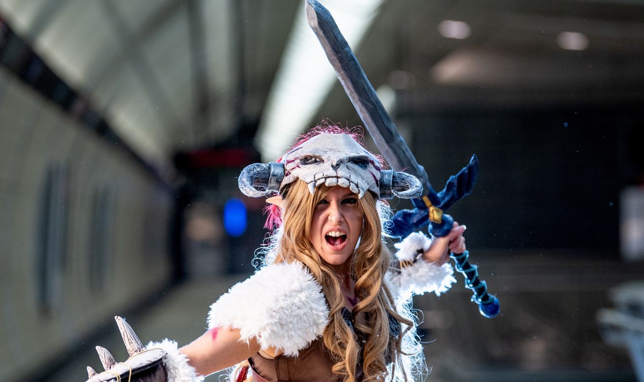  Cosplayer dressed as Barbarian Link from Legend of Zelda
