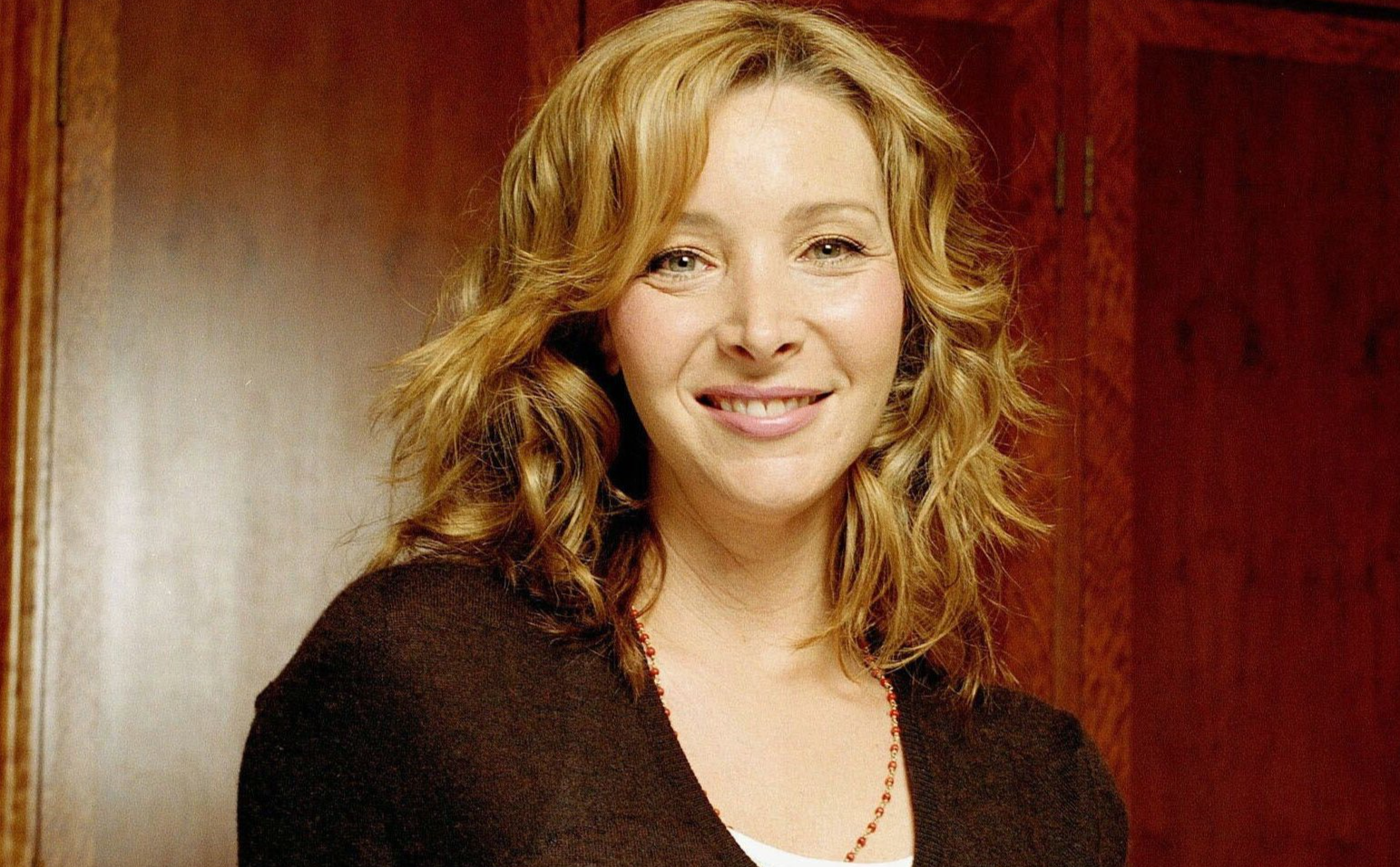 Portrait Photo of award-winning American actress Lisa Kudrow