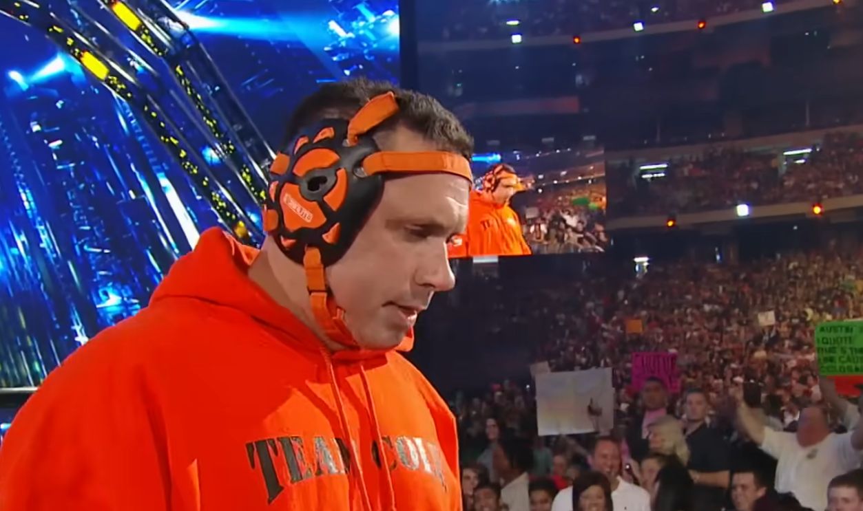 Michael Cole Vs Jerry Lawler