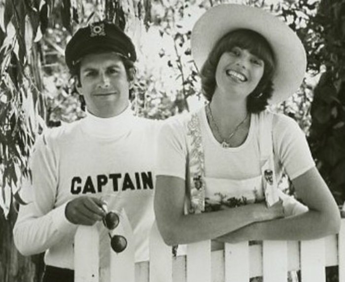 Captain & Tennille were an American recording duo whose primary success occurred in the 1970s