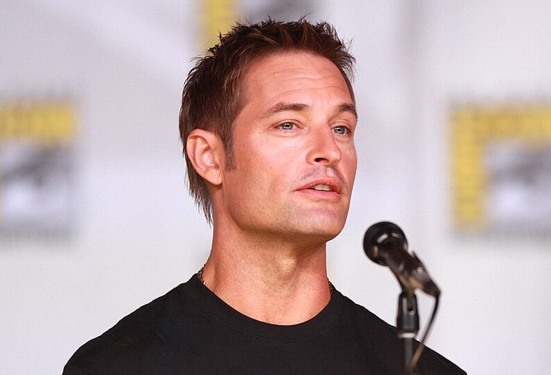 Photo of Josh Holloway 