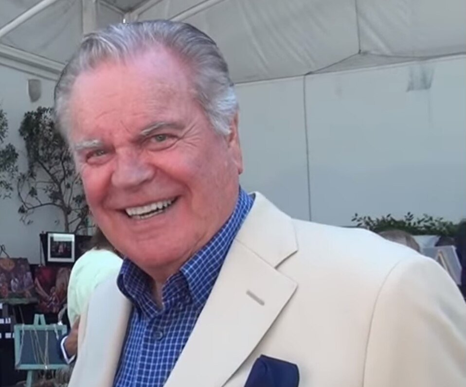 Robert Wagner being interviewed 