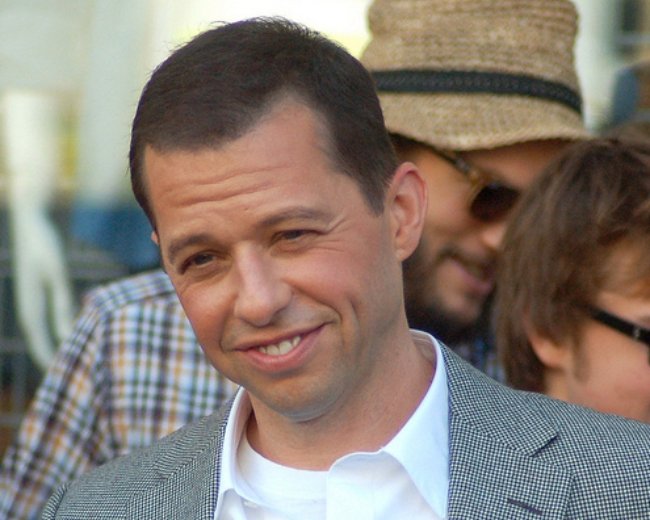 Jon Cryer posing for a photo