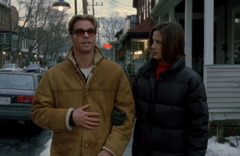 Screenshot from the movie At First Sight (1999)