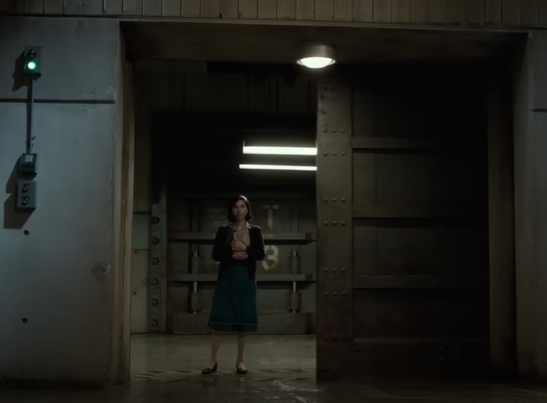 Screenshot from the movie - The Shape of Water (2017)