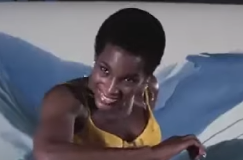 A screenshot of the movie Diamonds Are Forever