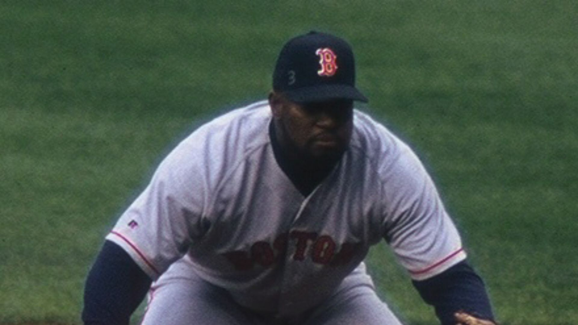 File:Mo Vaughn Boston (cropped).jpg