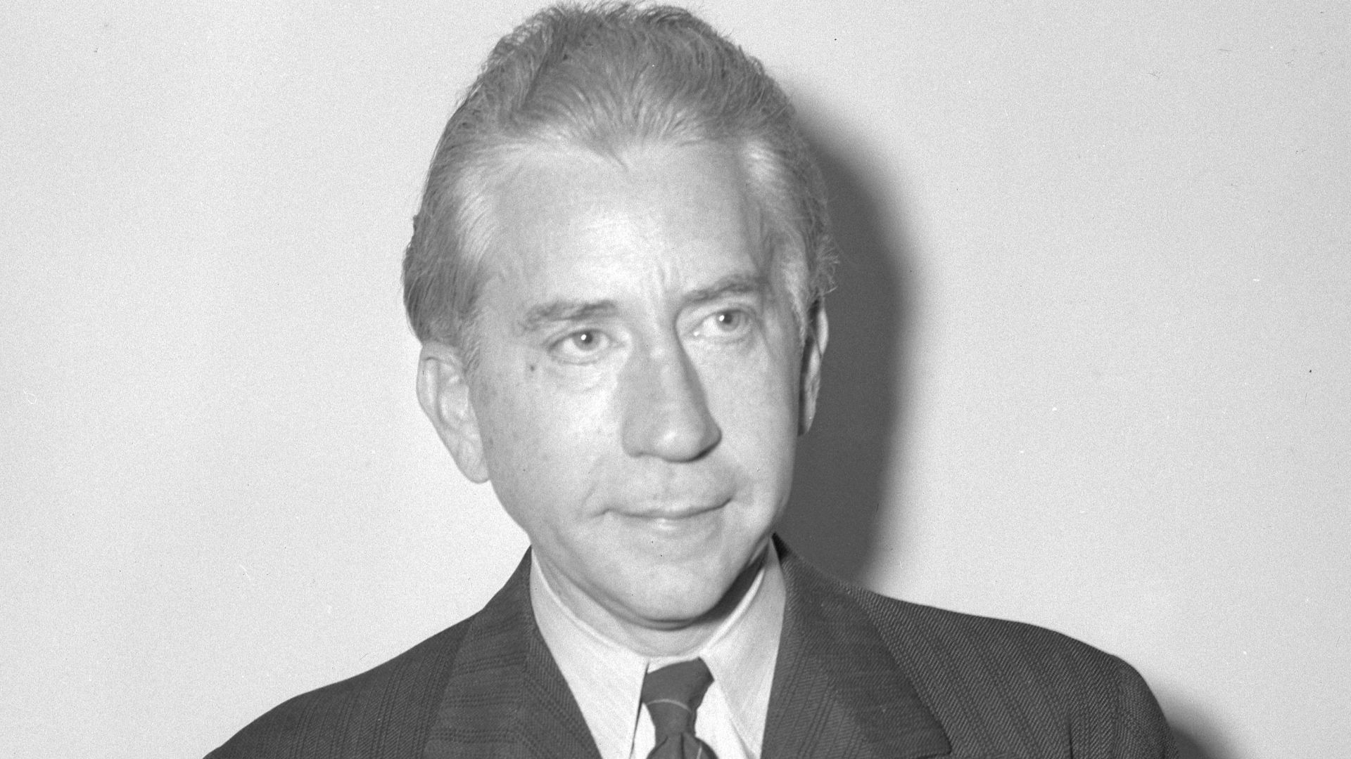 File:JP Getty,1944.jpg