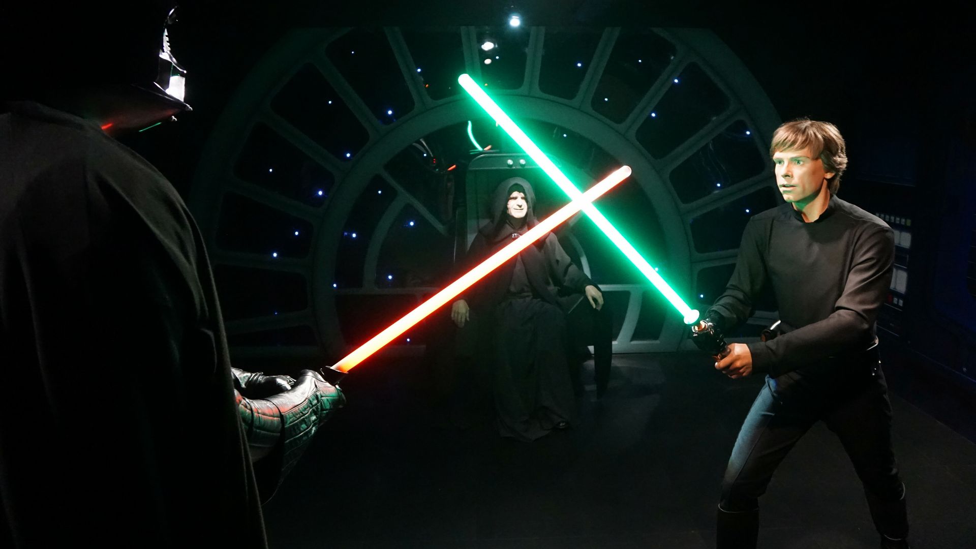 File:Star Wars characters at Madame Tussaud.jpg