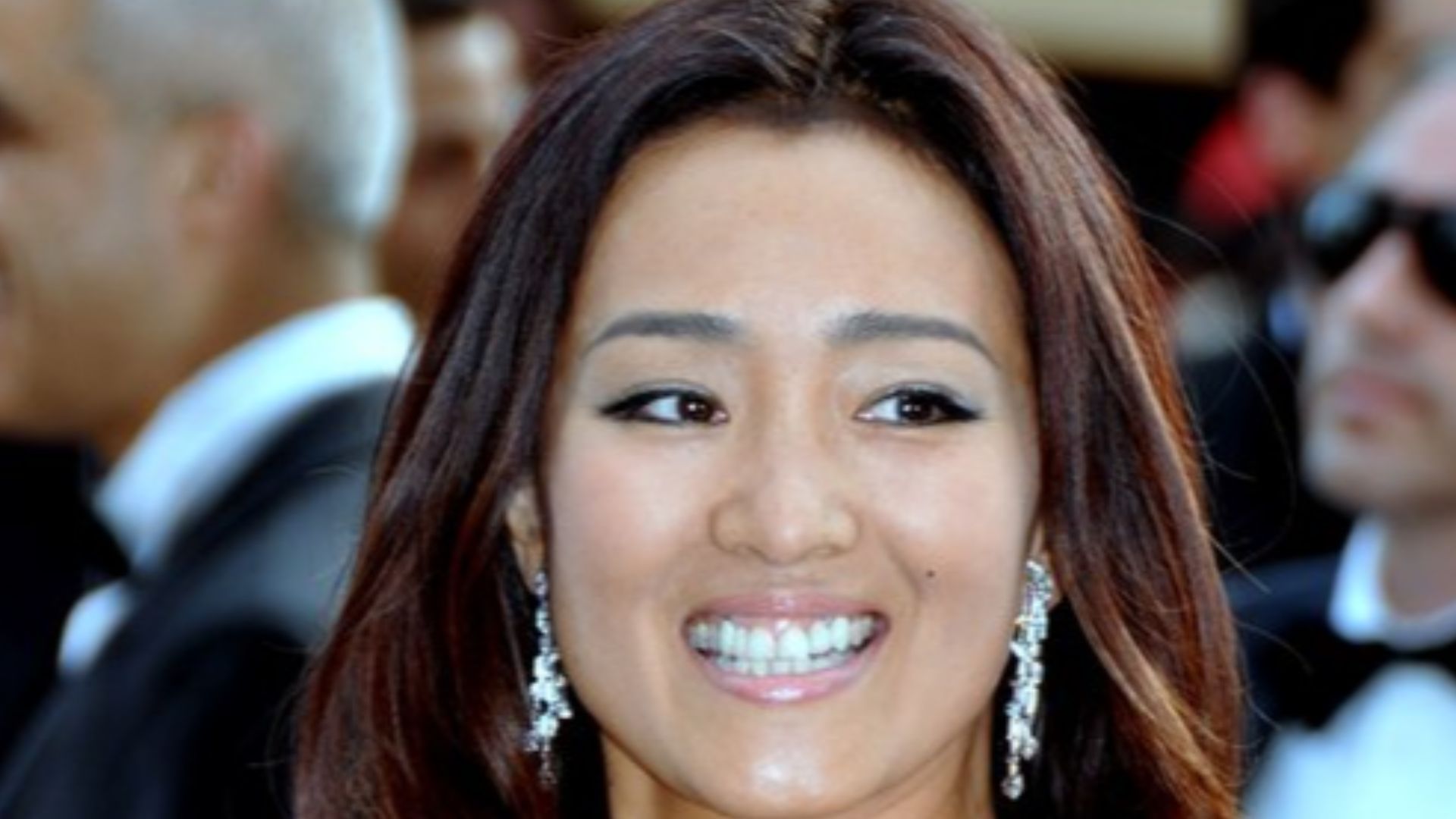 File:Gong Li Cannes 2011.jpg