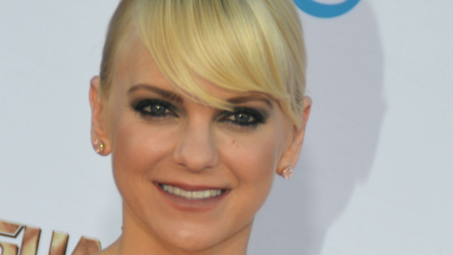 File:Anna Faris - Guardians of the Galaxy premiere - July 2014.jpg