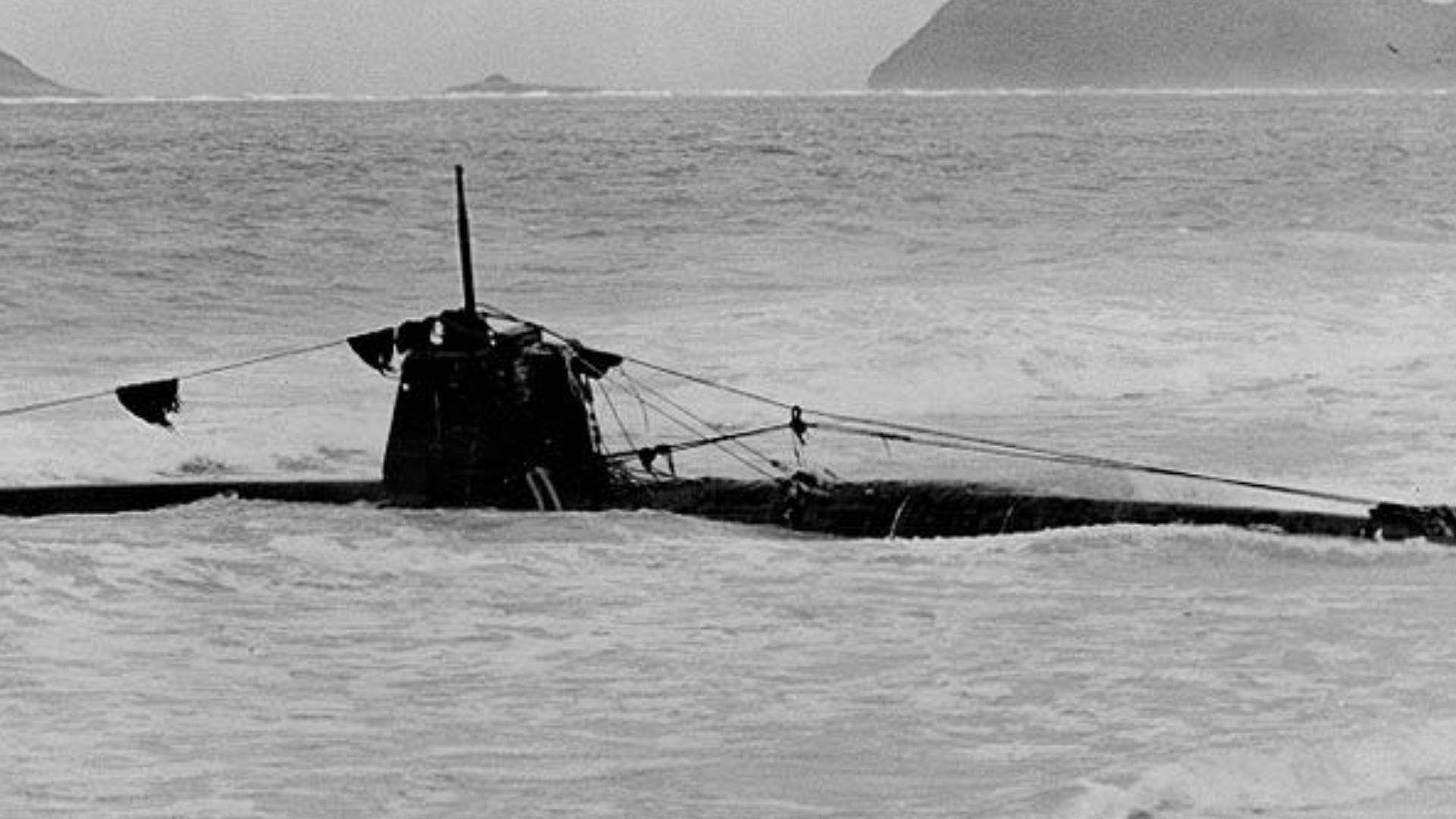 File:Ko-hyoteki class submarine.jpg