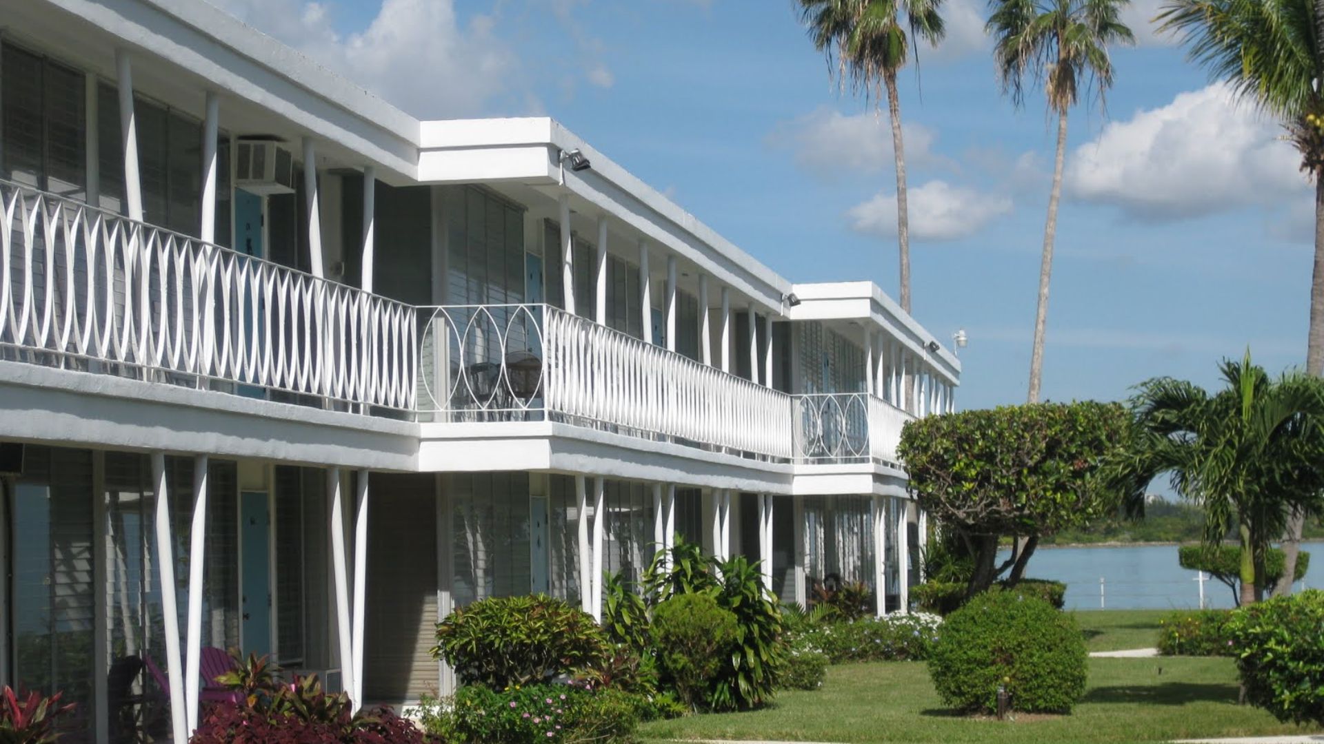 File:Dexter Apartment - Apartamento do Dexter - panoramio.jpg