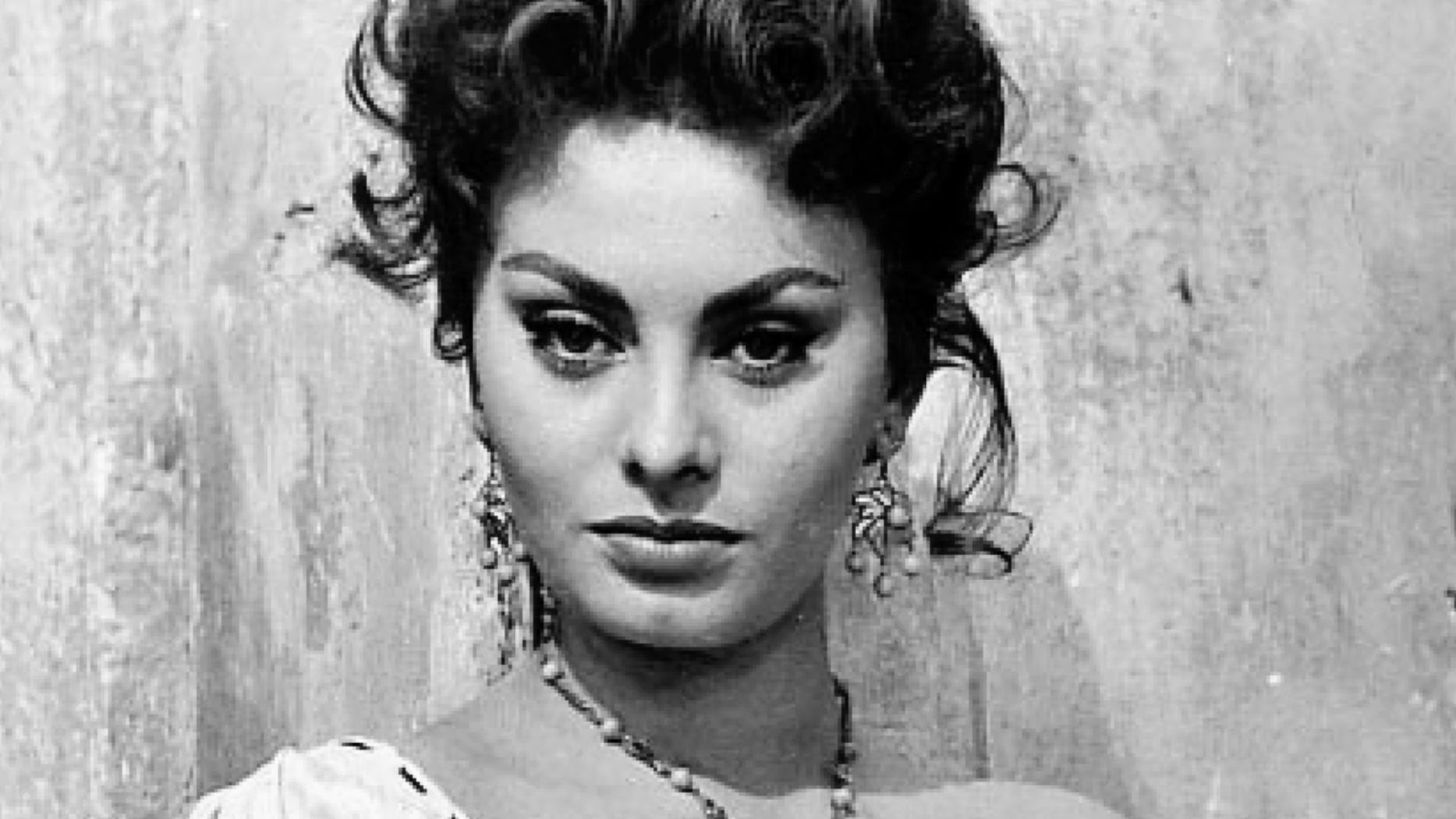 File:Sophia Loren - 1955.JPG
