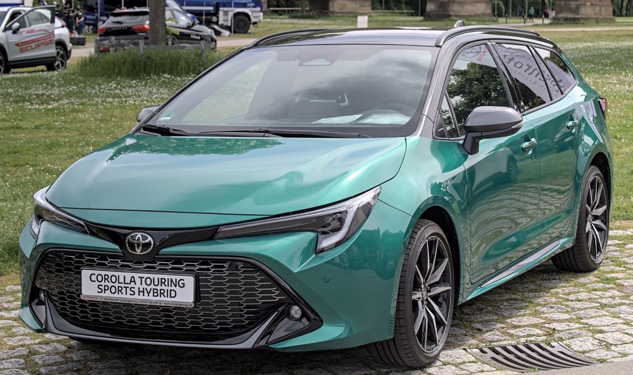 2024 Toyota Corolla Touring Sports Hybrid (E210)