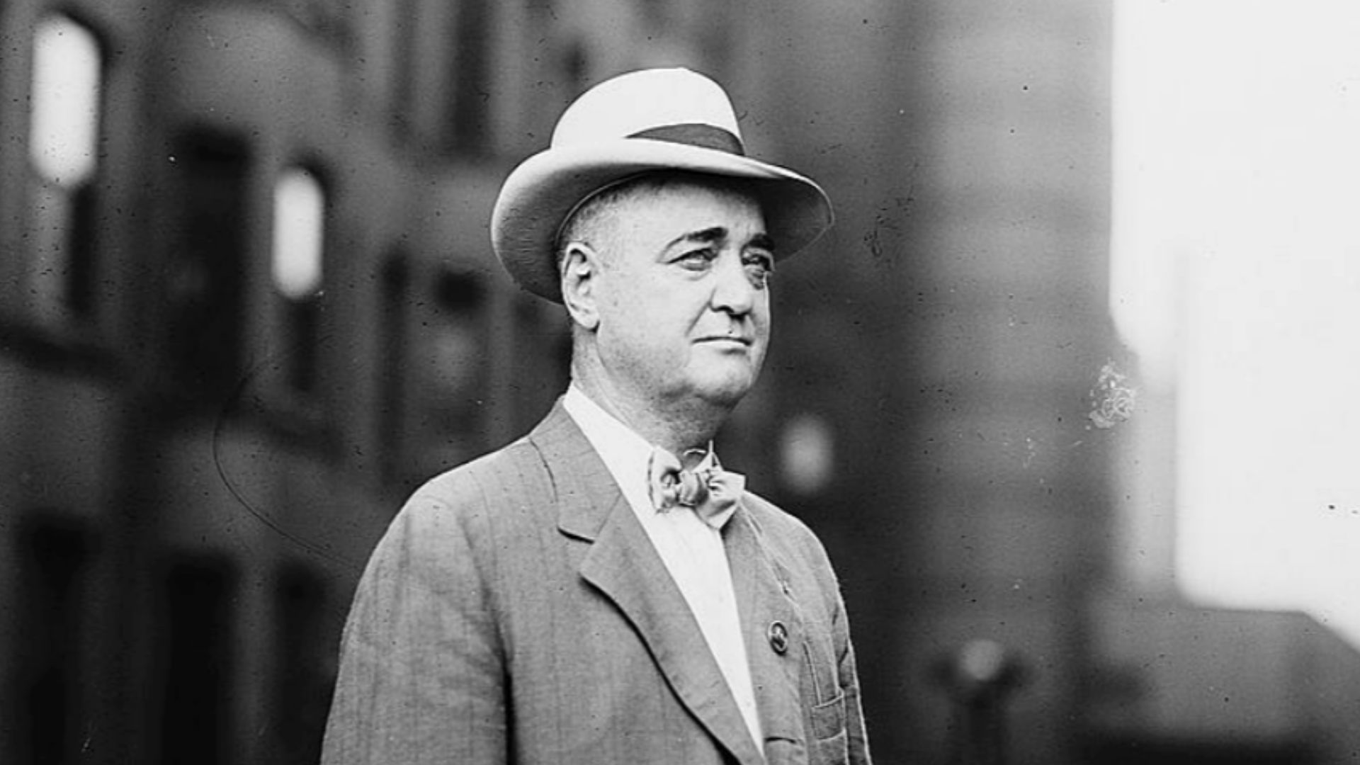 File:Bat Masterson Bain News Service.jpg