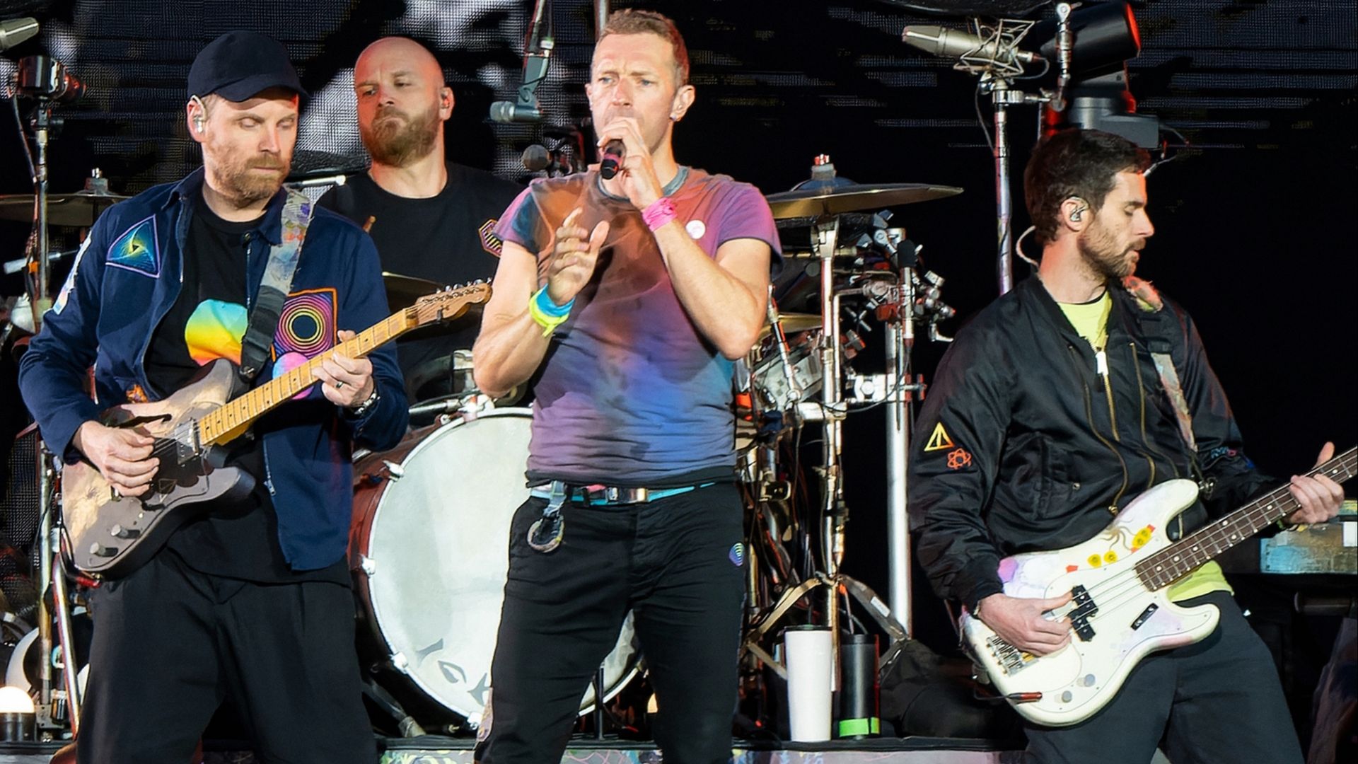 File:ColdplayManch03062351 (cropped).jpg