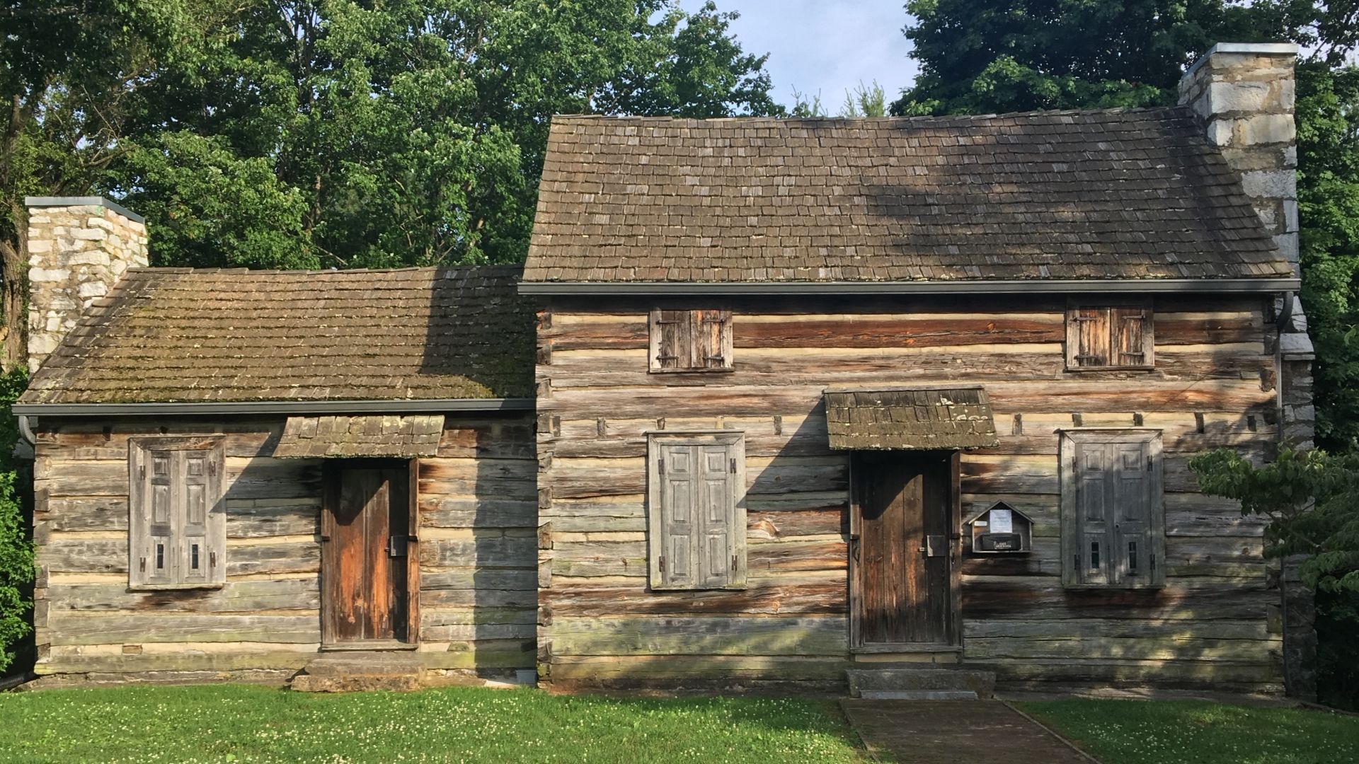 File:Crockett Tavern Museum.jpg