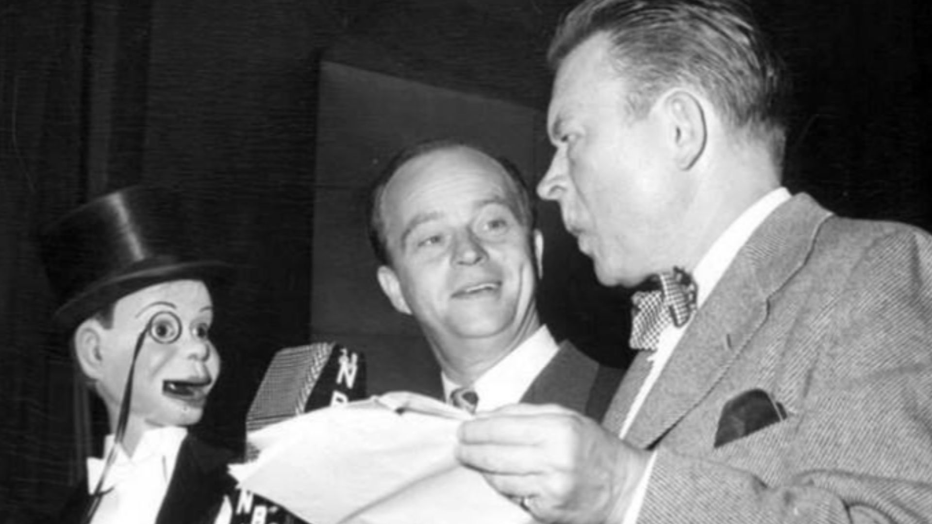 File:Fred Allen Edgar Bergen Charlie McCarthy 1946.JPG