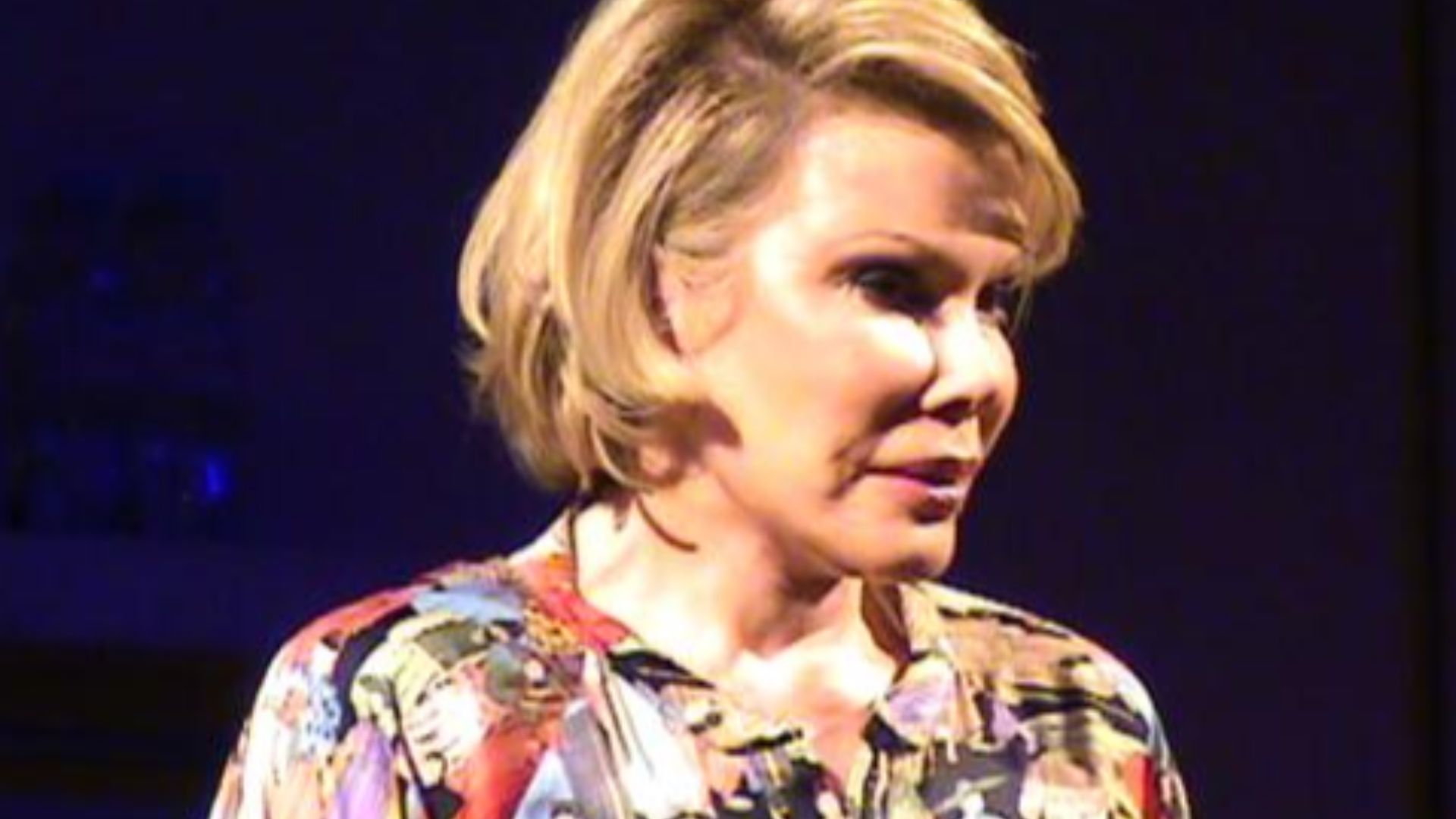 File:Joan Rivers - Life in Progress - Fringe.jpg
