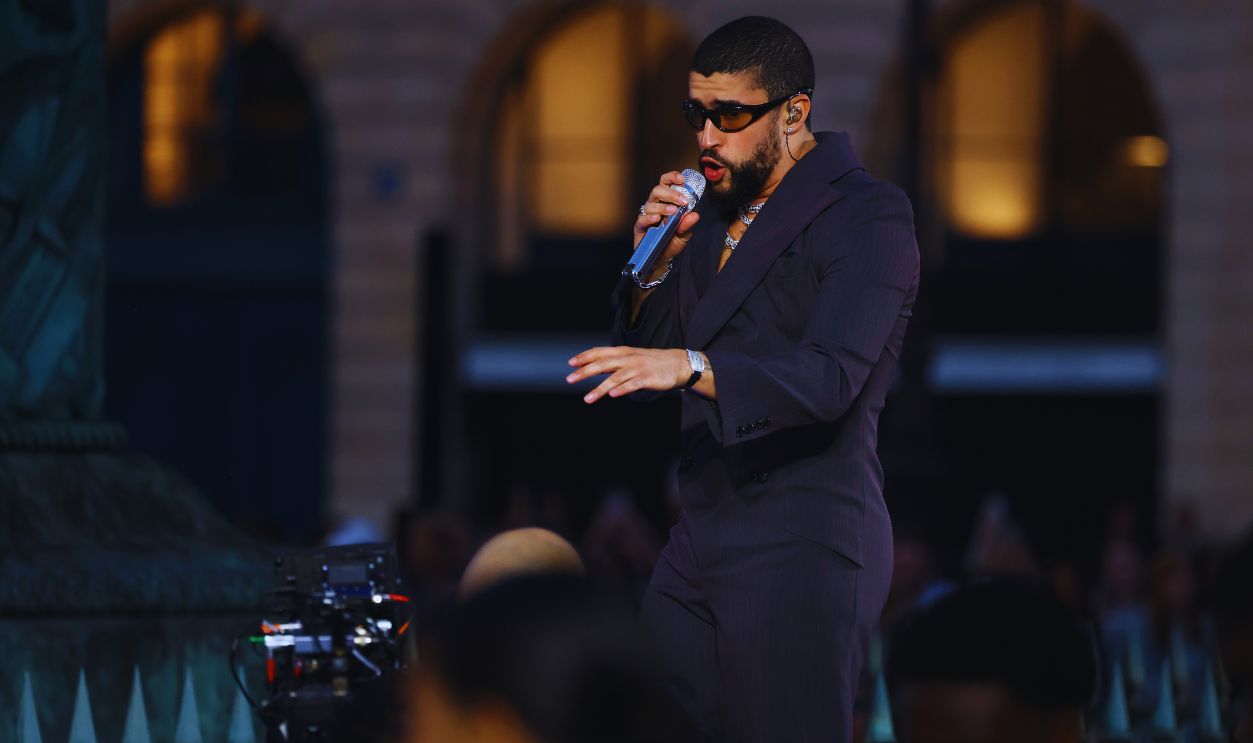 Gettyimages - 2158893463, Vogue World: Paris - Show PARIS, FRANCE - JUNE 23: Bad Bunny performs during Vogue World: Paris at Place Vendome on June 23, 2024 in Paris, France.