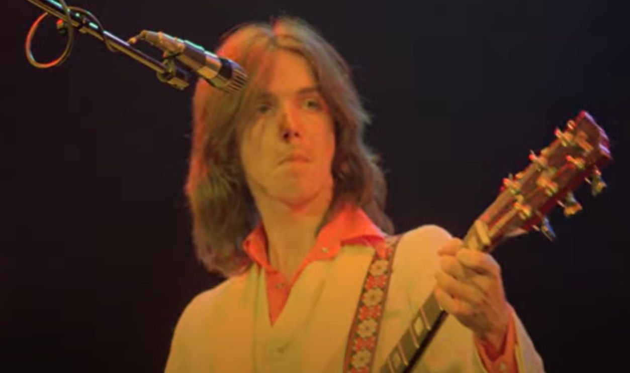 "Wings Over America" (Wings)