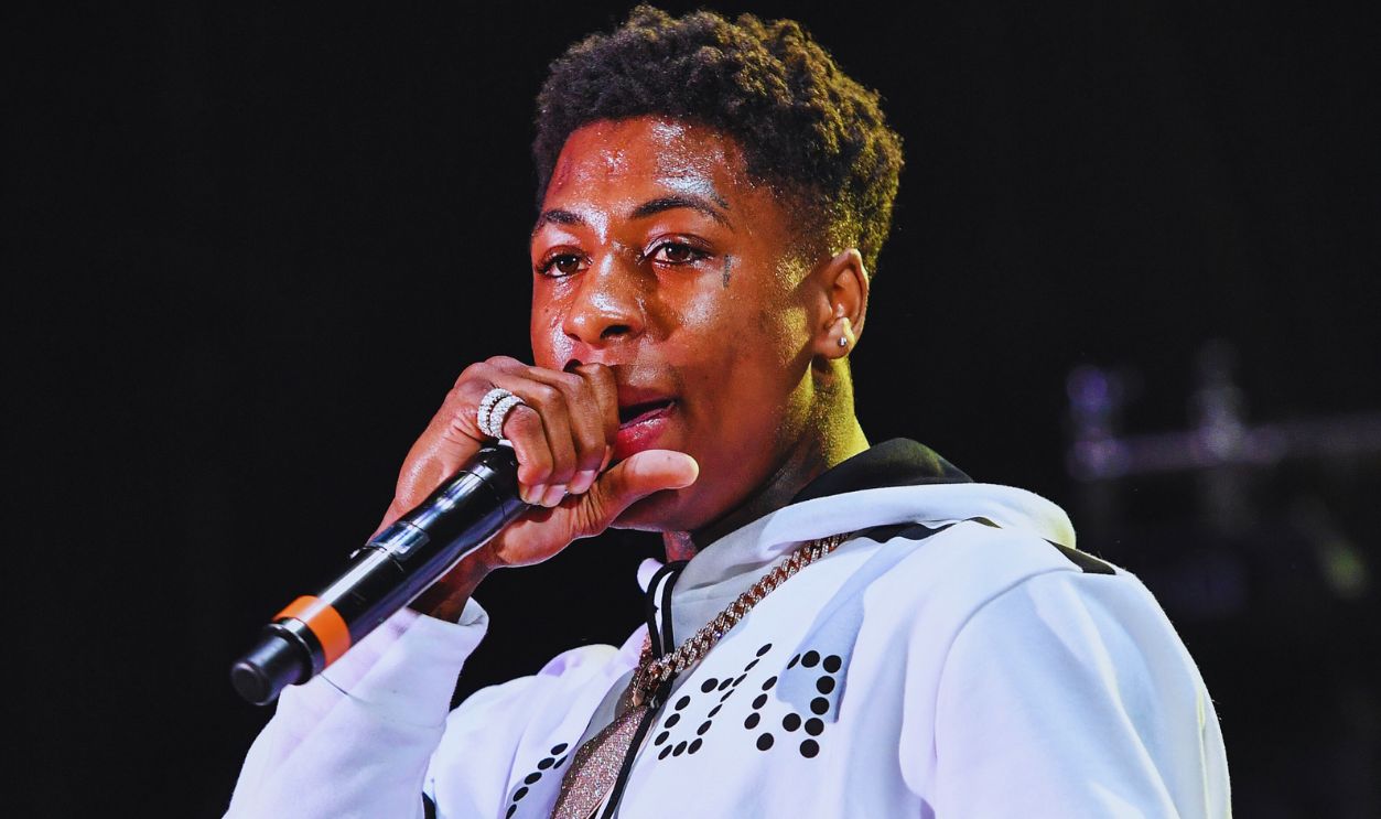 Gettyimages - 1023702212, Lil Wayne's Lil WeezyAna Fest NEW ORLEANS, LA - AUGUST 25: NBA YoungBoy performs during Lil WeezyAna at Champions Square on August 25, 2018 in New Orleans, Louisiana.