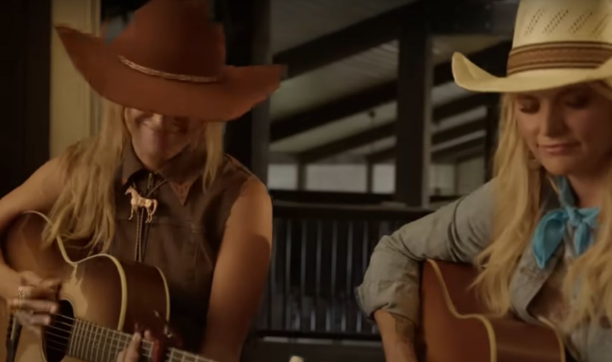 Miranda Lambert & Lainey Wilson – “Good Horses” (2024)
