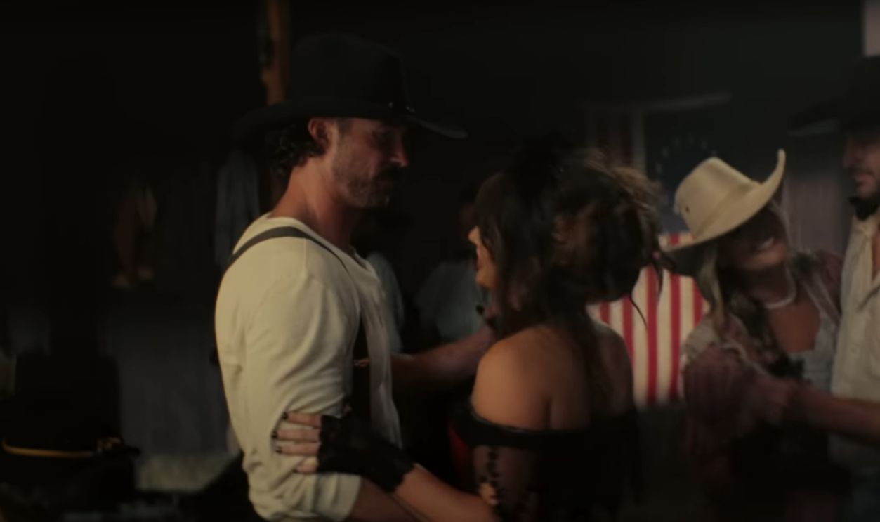 Ella Langley & Riley Green – 