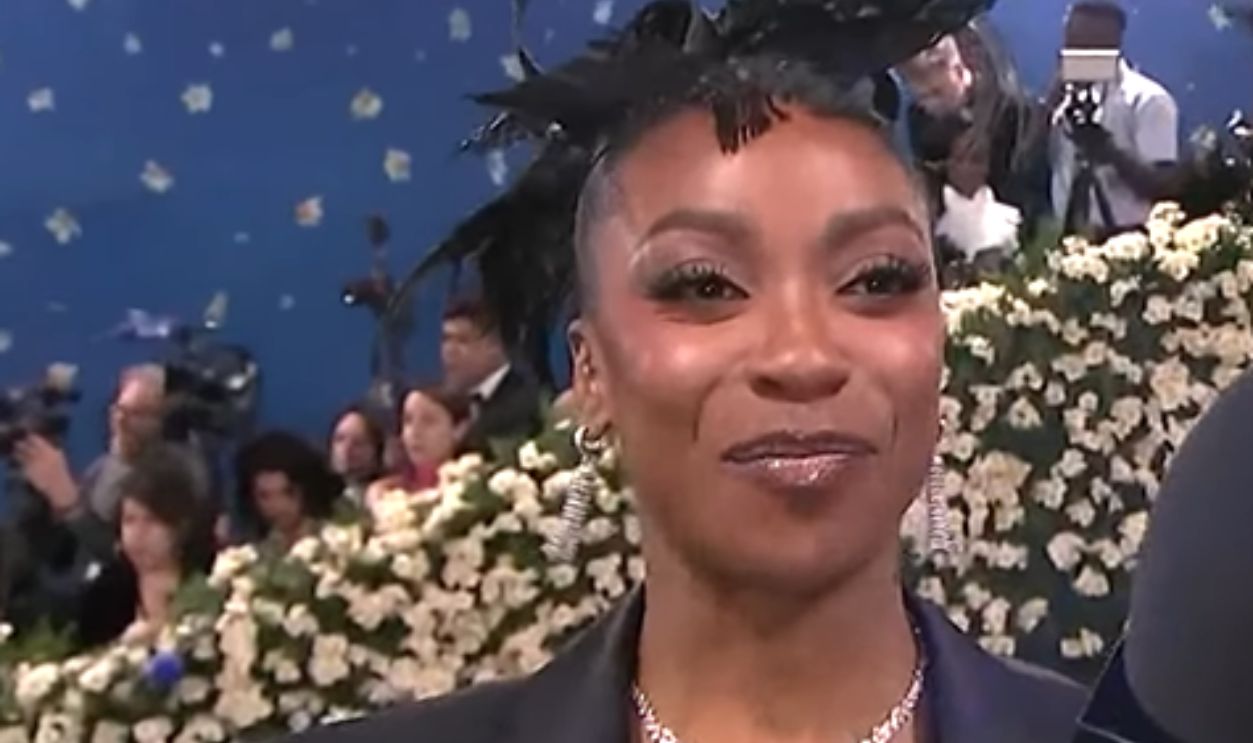 Ego Nwodim In An Elegant Suit