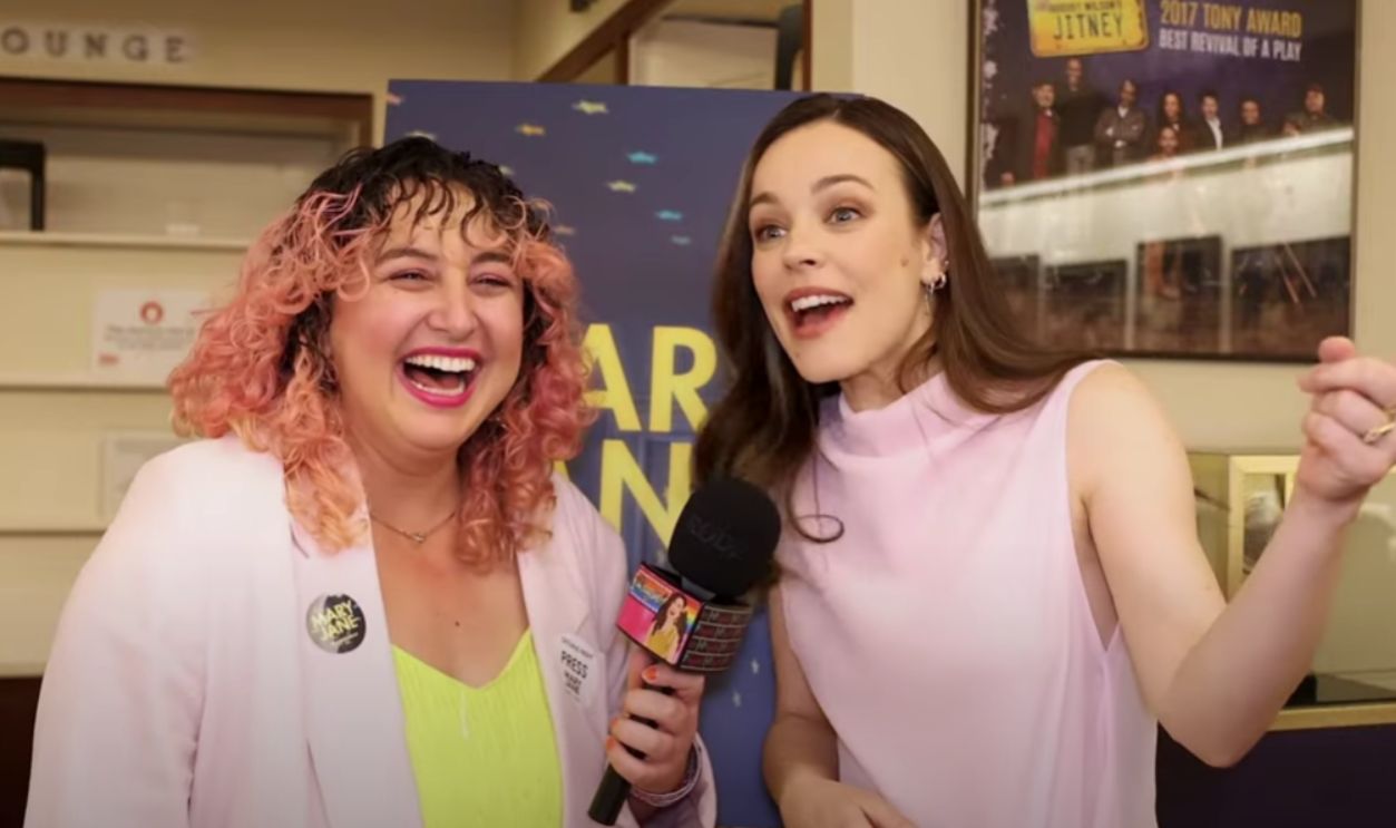 Rachel McAdams’ polished blush look 